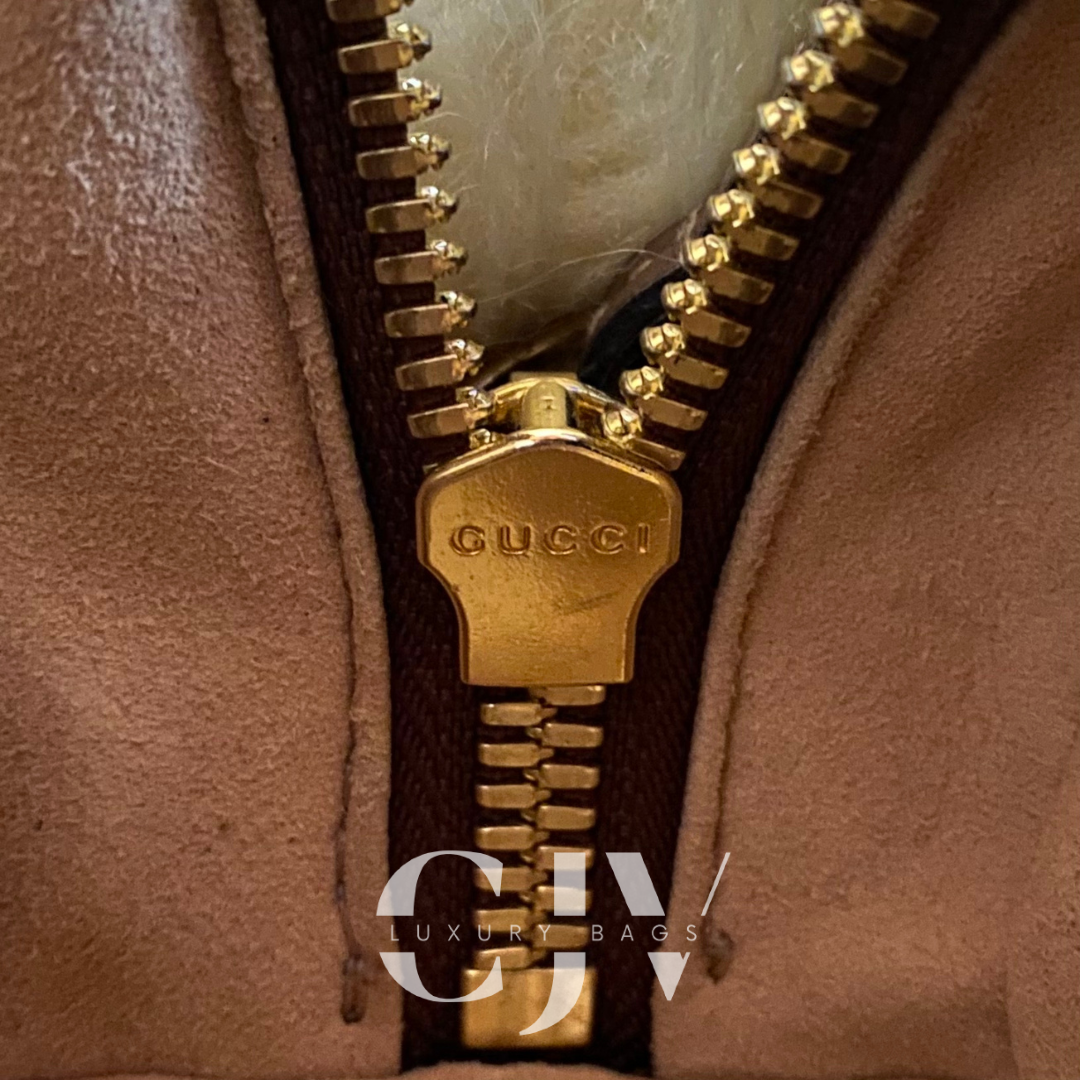 Gucci Bee Round Sling