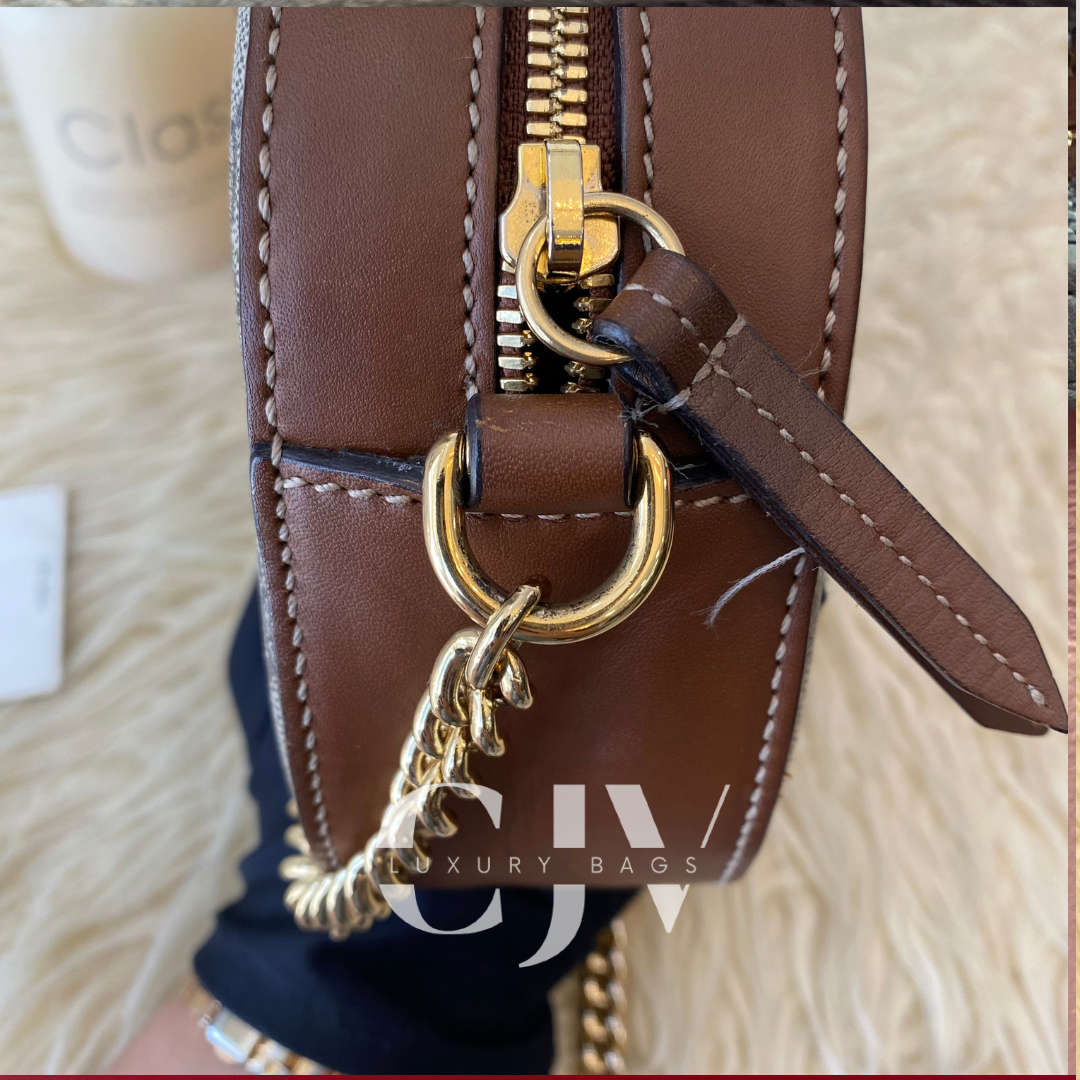 Gucci Bee Round Sling