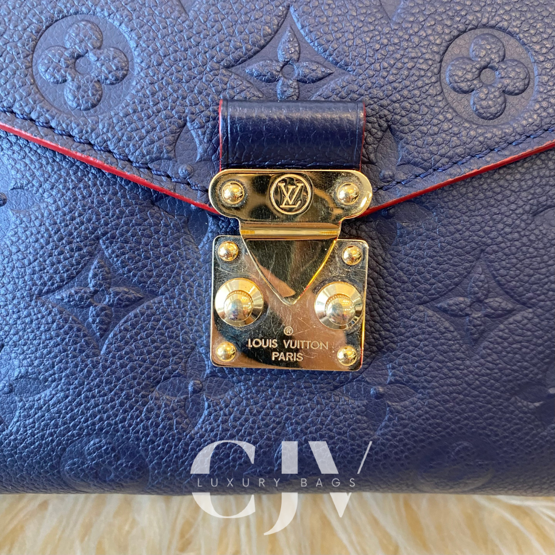 LV Pochette Metis