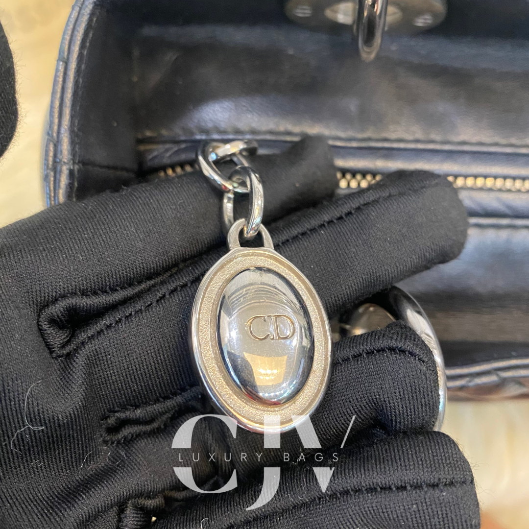 Lady Dior Medium Black SHW