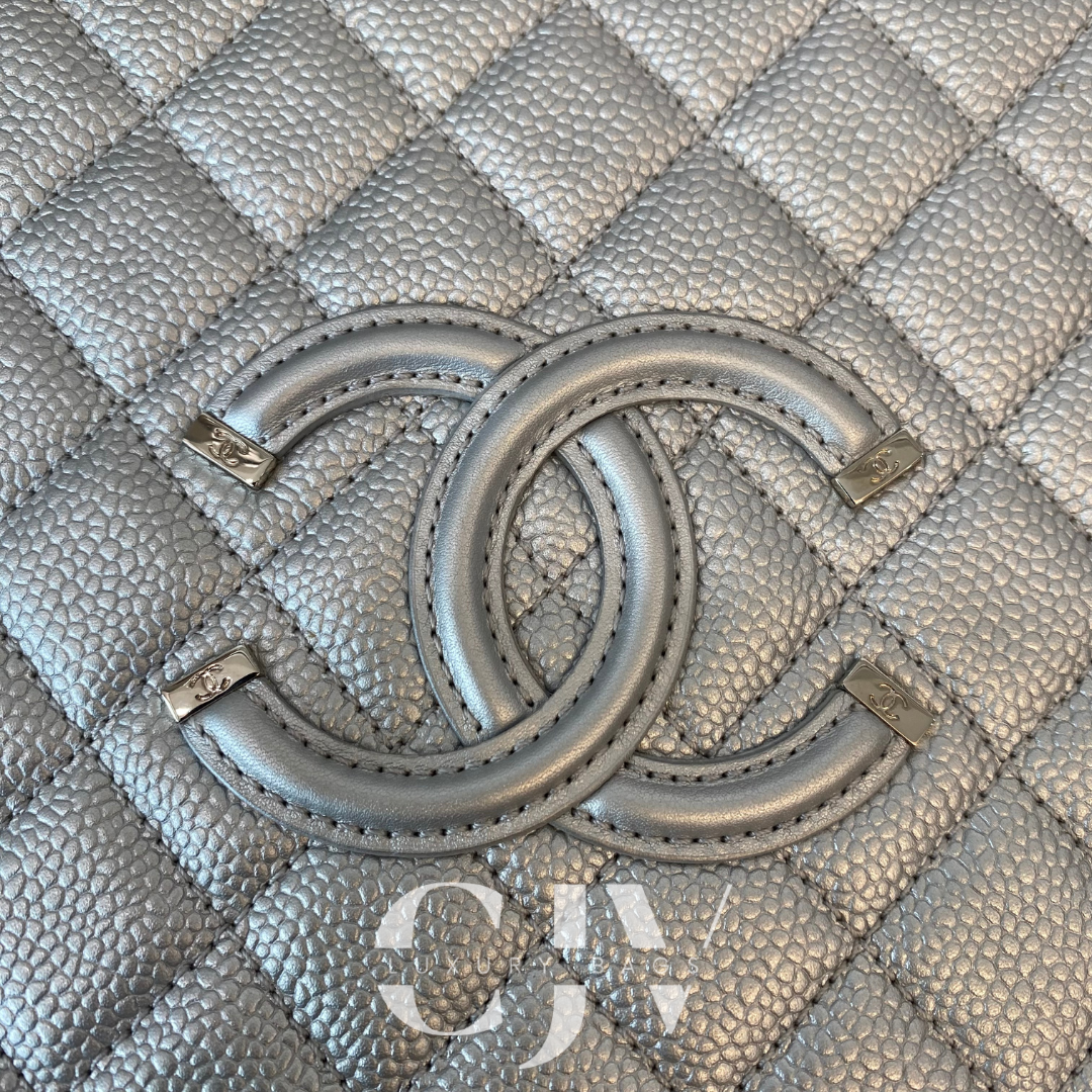 Chanel Vanity Silver