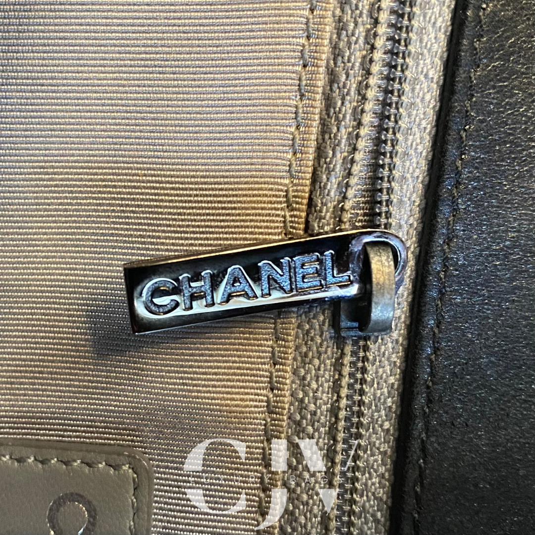 Chanel Leboy New Medium Black RHW (S19)