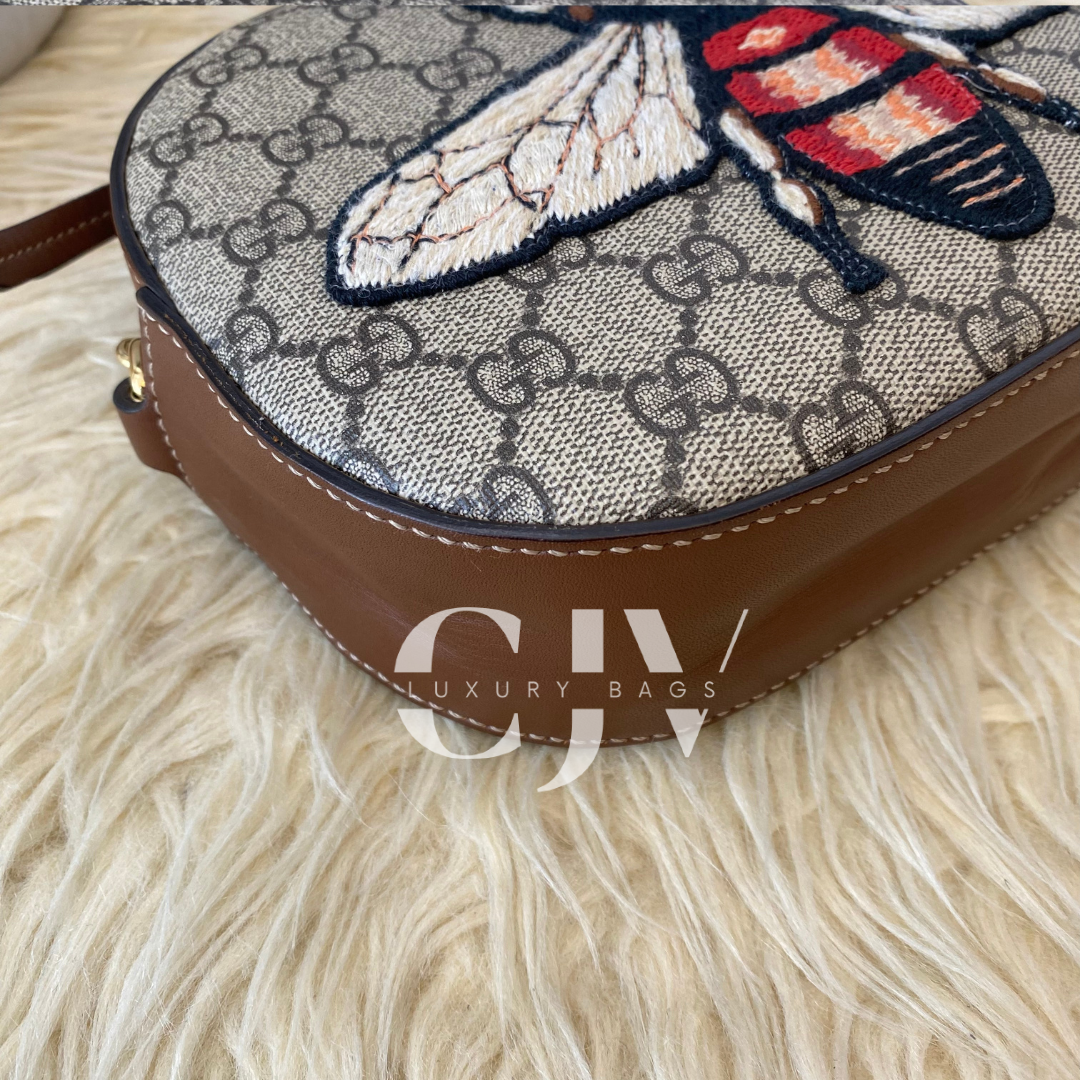 Gucci Bee Round Sling