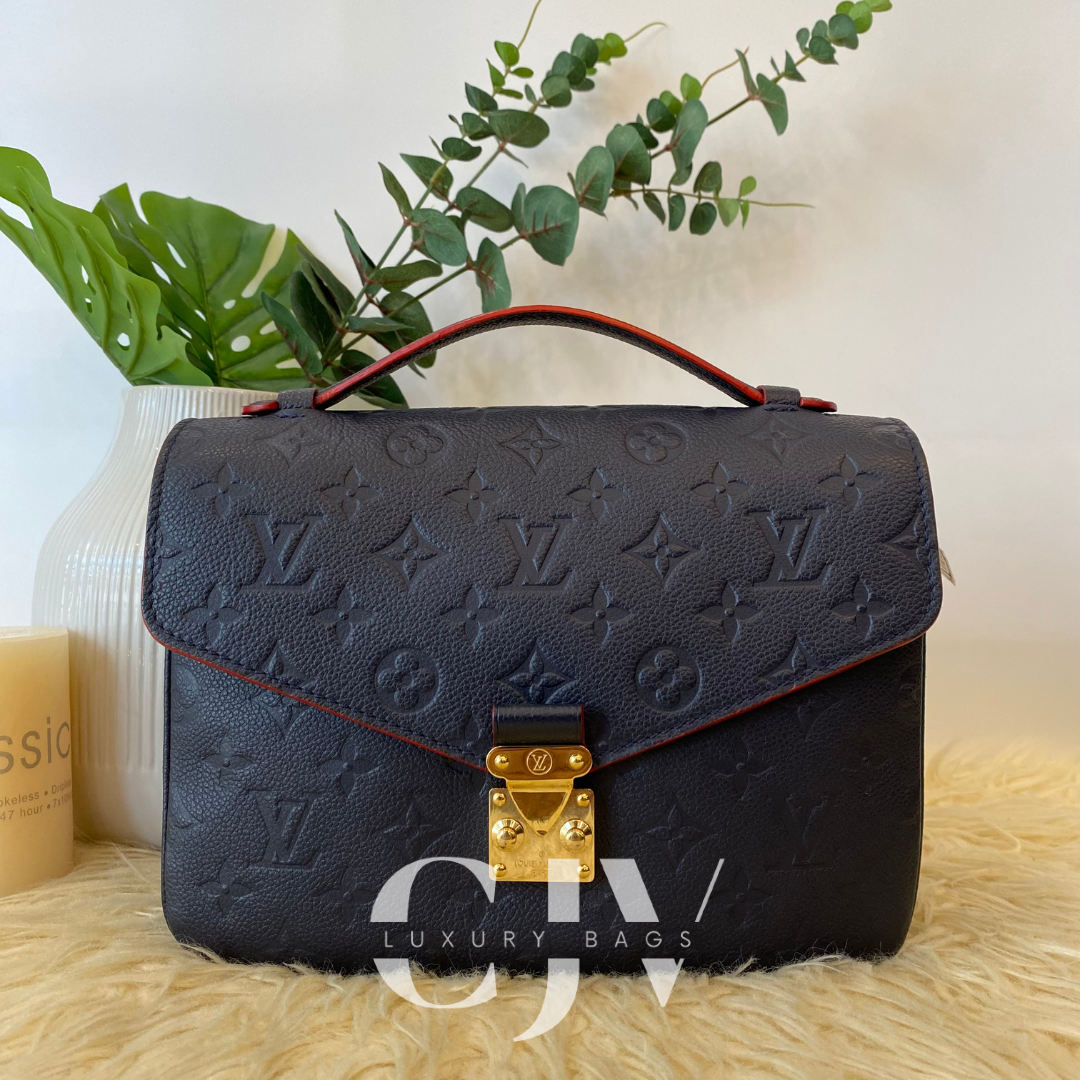 LV Pochette Metis