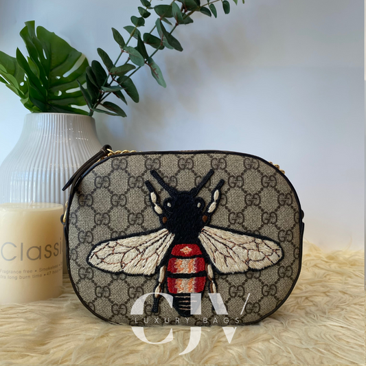 Gucci Bee Round Sling