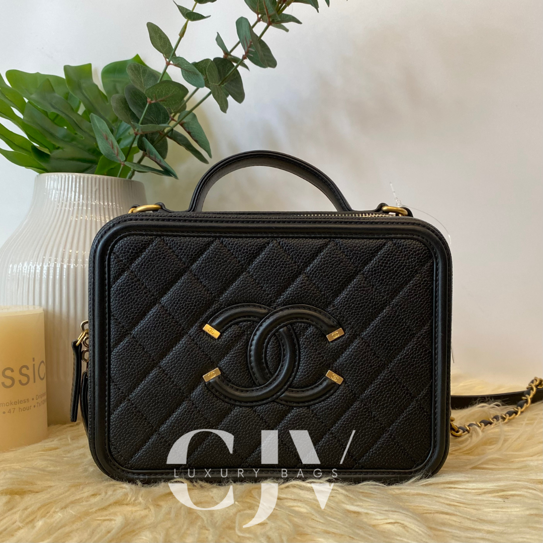 Chanel Vanity Black