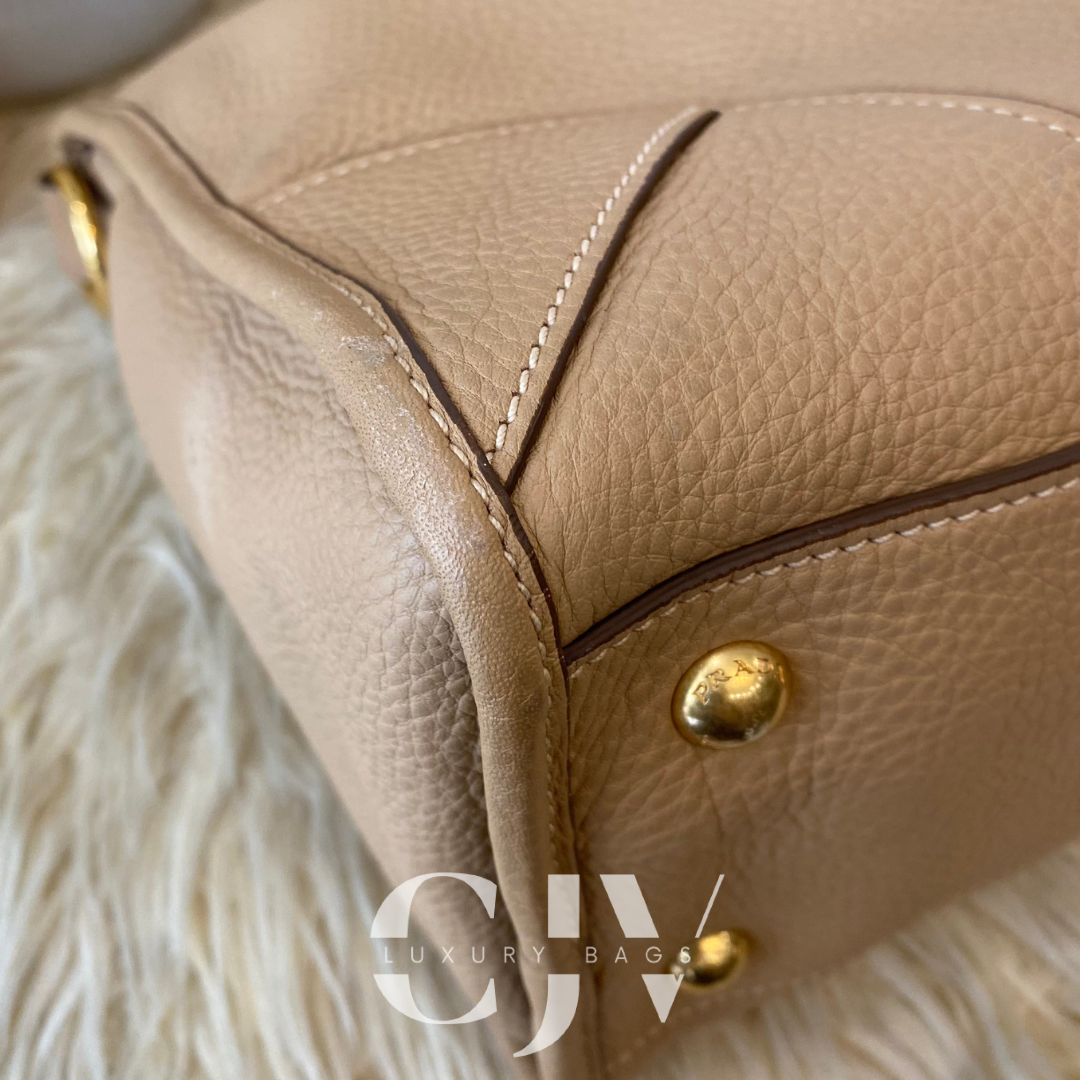 Prada Vitello Phenix Beige