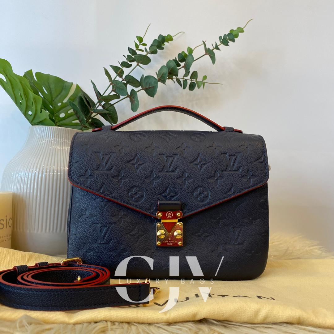 LV Pochette Metis